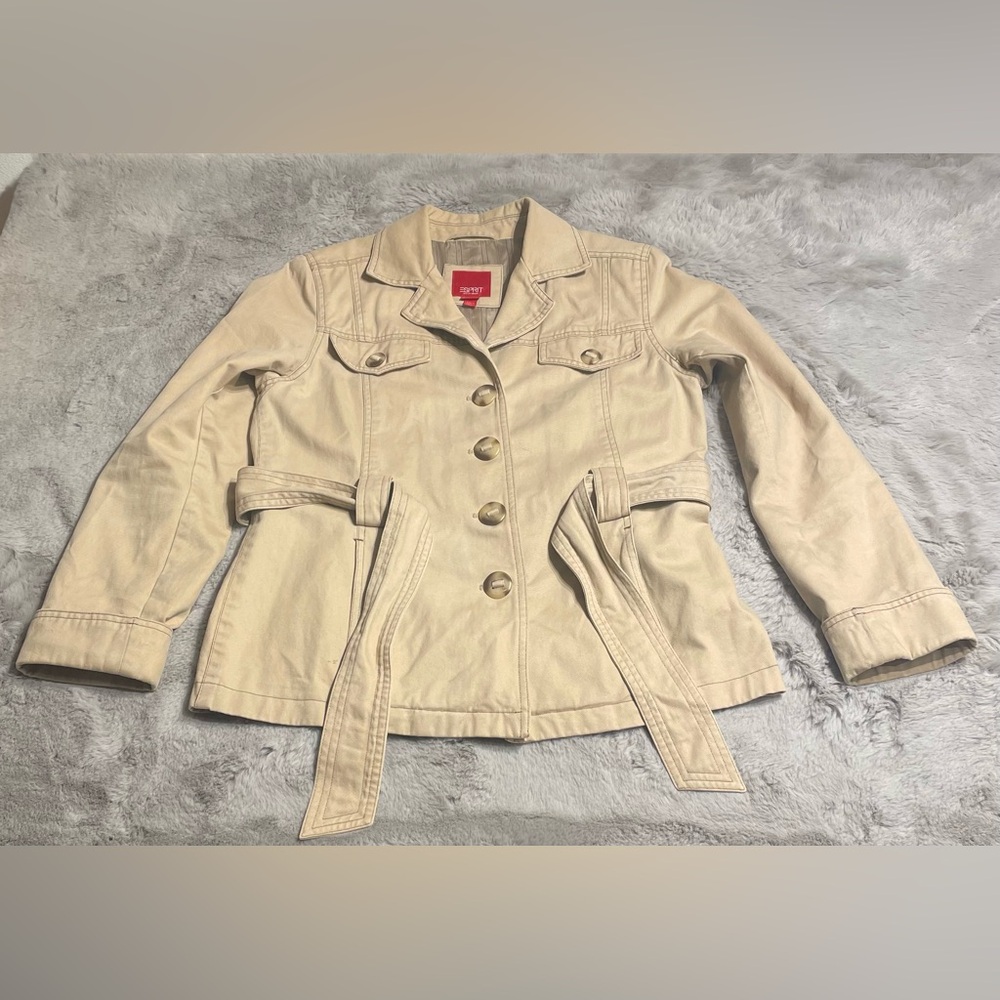 🧥 Esprit Cream jacket
